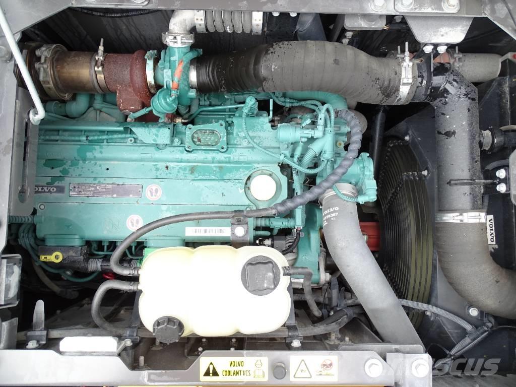 Volvo ECR 235 EL Kāpurķēžu ekskavatori
