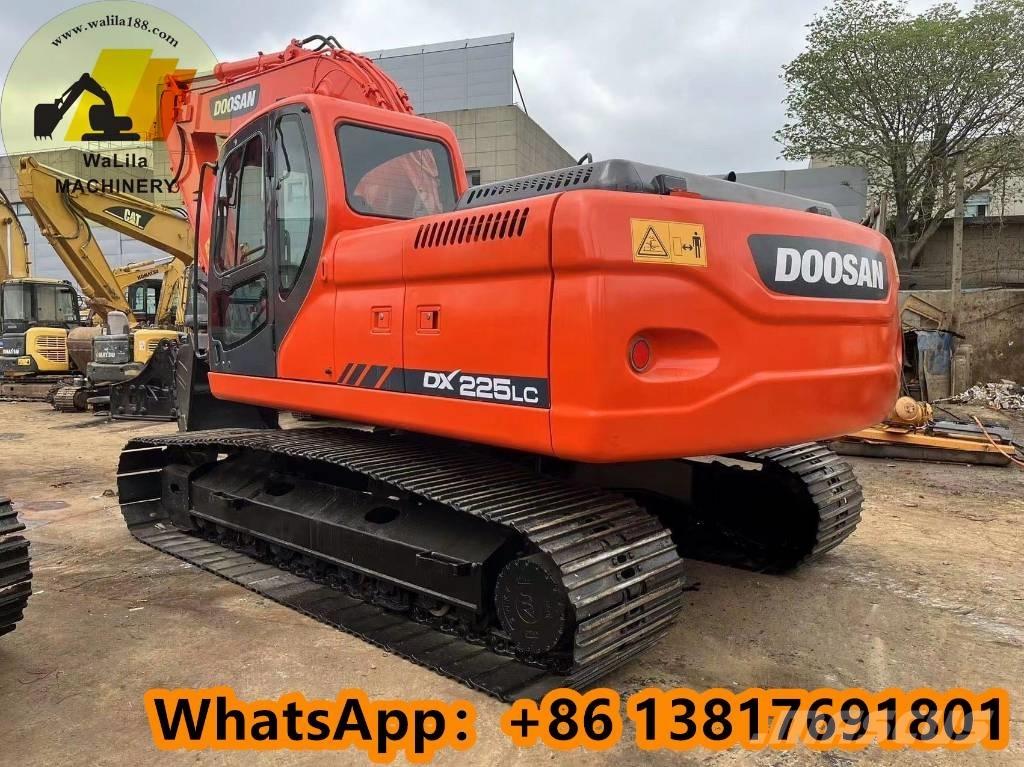 Doosan DX 225 LCA Kāpurķēžu ekskavatori