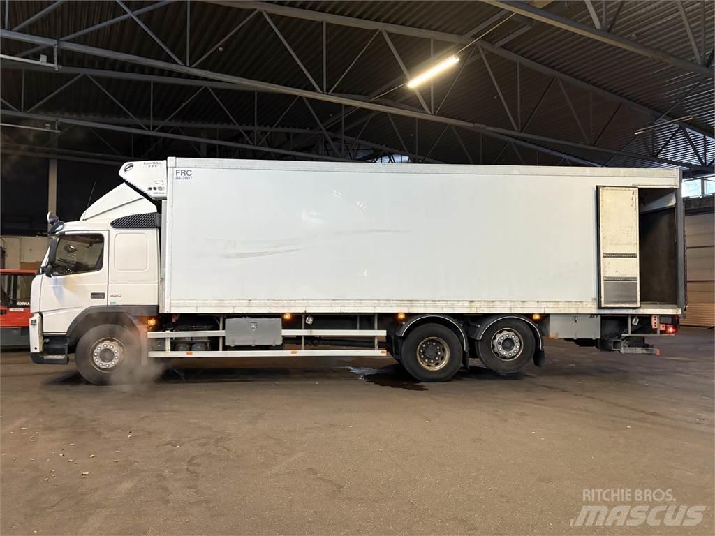 Volvo FM13 6x2 Furgons