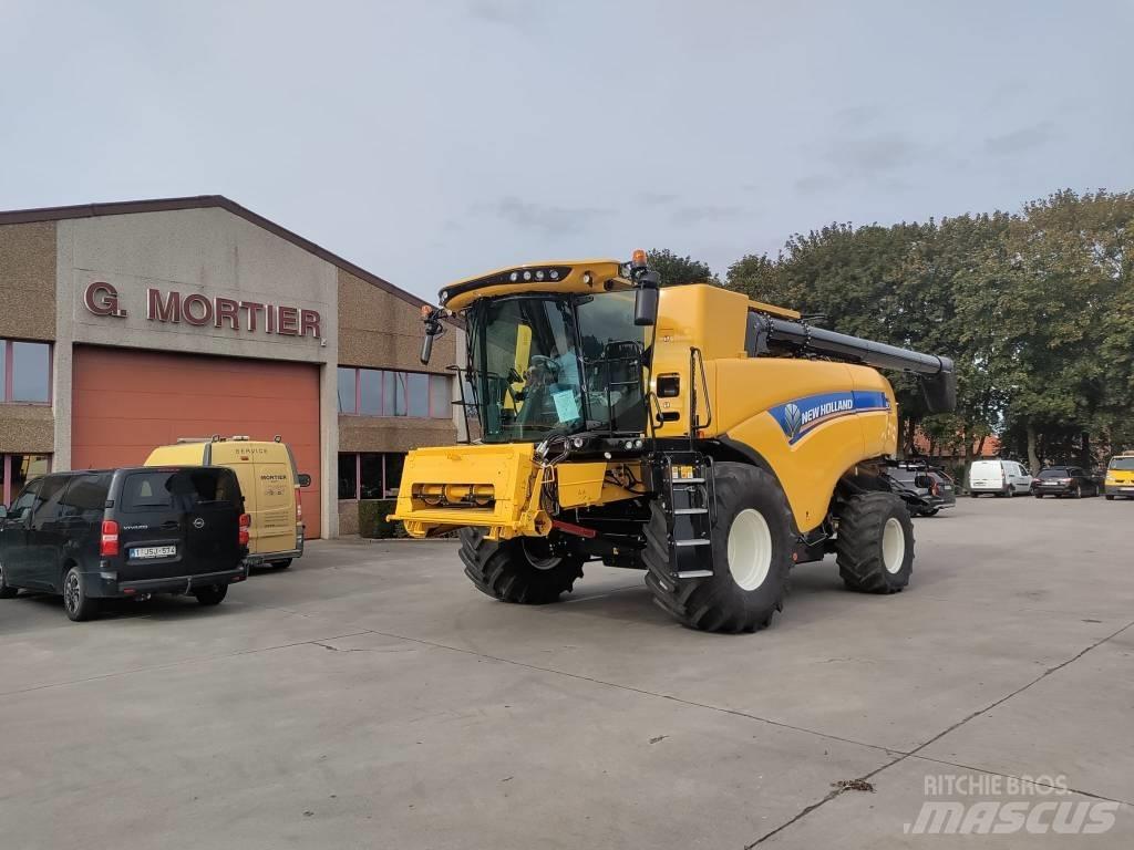 New Holland CX 8.80 Ražas novākšanas kombaini
