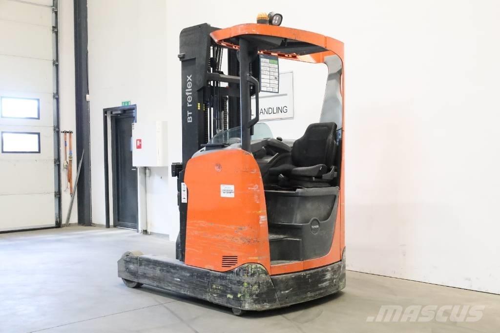 Toyota RRE200H Lielaugstuma pārvadātājs