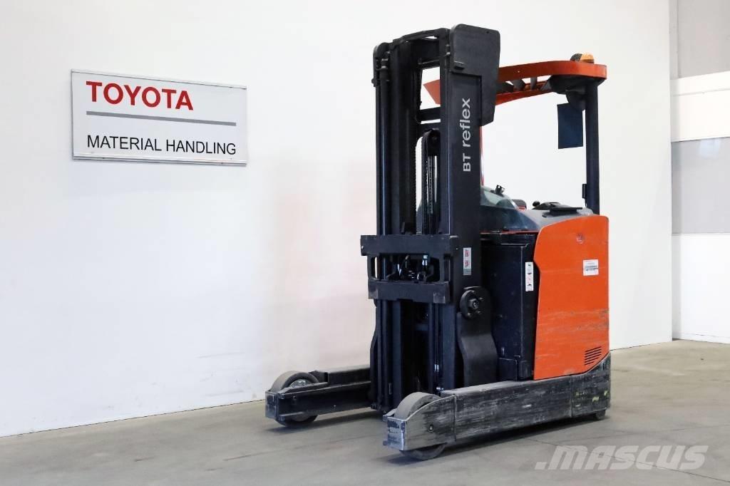 Toyota RRE200H Lielaugstuma pārvadātājs