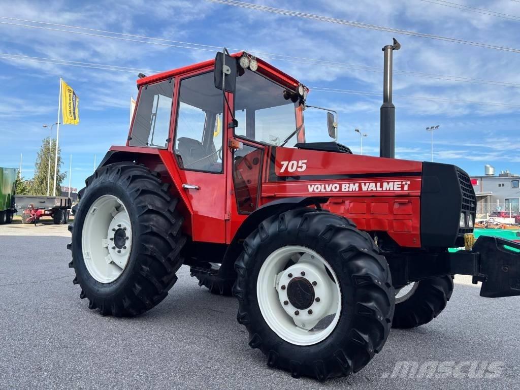 Valmet 705 Traktori
