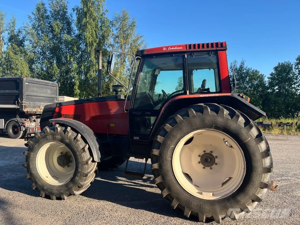 Valtra Valmet 8100 Traktori