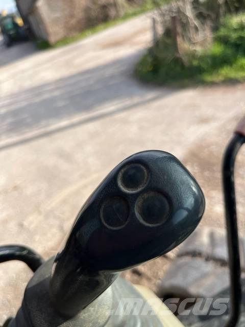 CASE CX 80 C Vidēja lieluma ekskavatori 7 t - 12 t