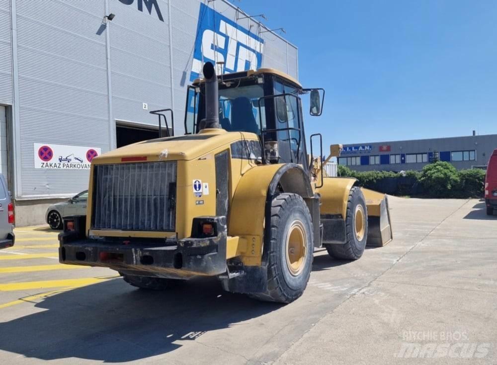 CAT 962H Iekrāvēji uz riteņiem