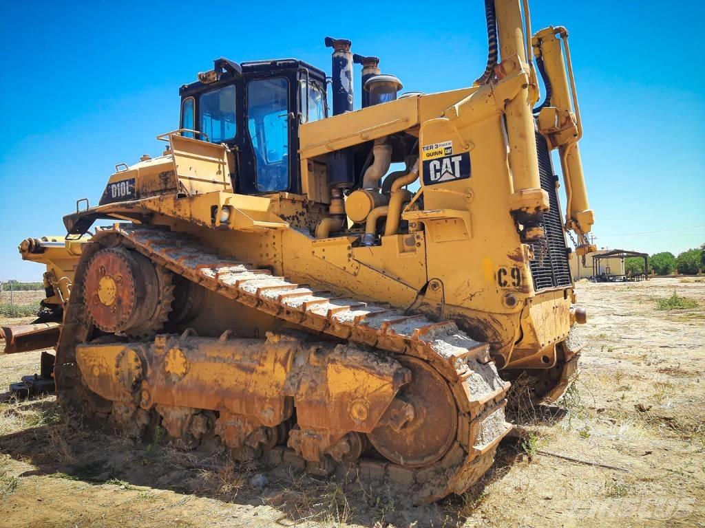 CAT D10 Kāpurķēžu buldozeri
