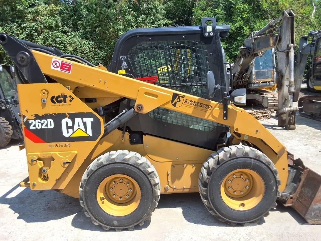 CAT 262 D Lietoti riteņu kompaktiekrāvēji