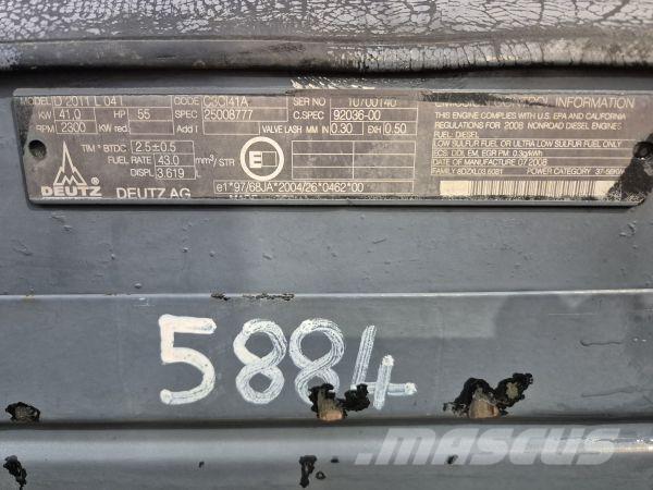 Deutz D2011 L04 I Dzinēji