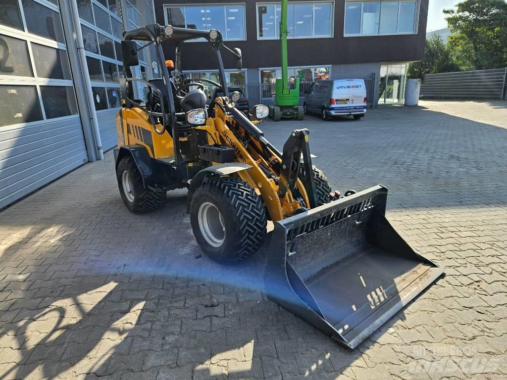 Schäffer 2445S Mini iekrāvēji