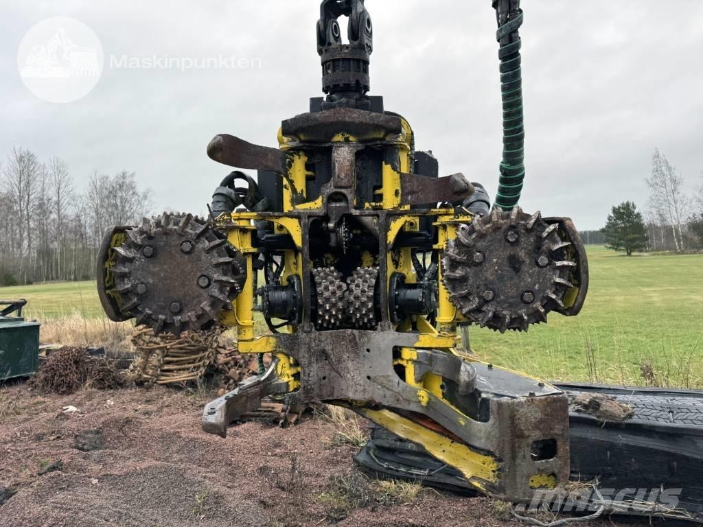 John Deere 1470 G Harvesteri