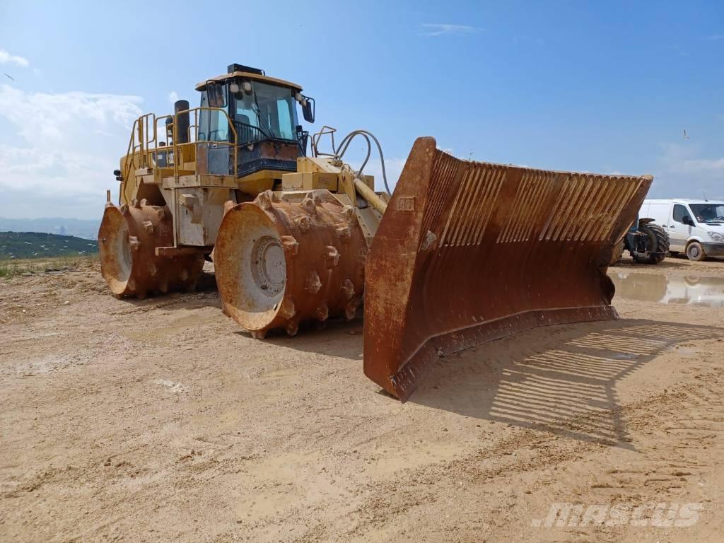 CAT 836 H Atkritumu preses