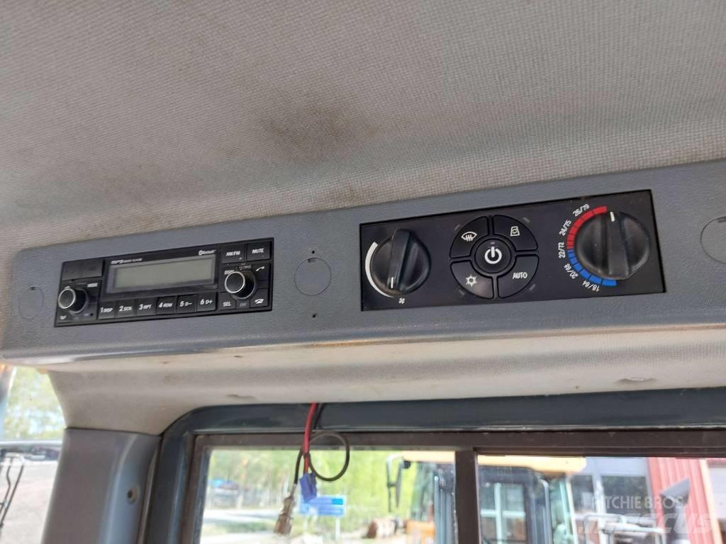 Hyundai HL 960 Iekrāvēji uz riteņiem