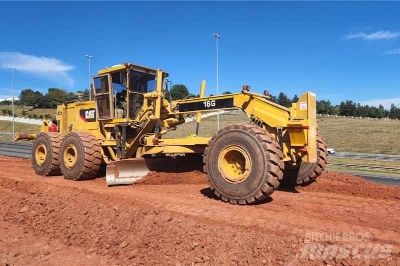 CAT  16G Greideri