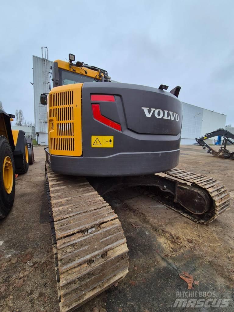 Volvo ECR 235 D Kāpurķēžu ekskavatori