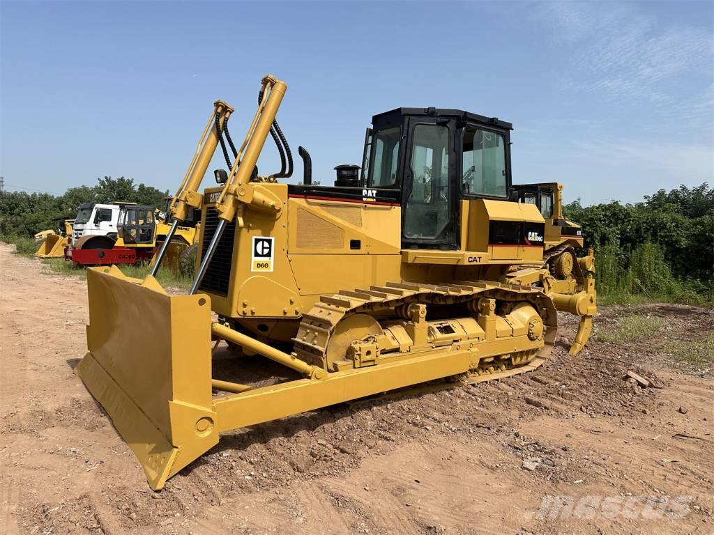 CAT D6G Kāpurķēžu buldozeri
