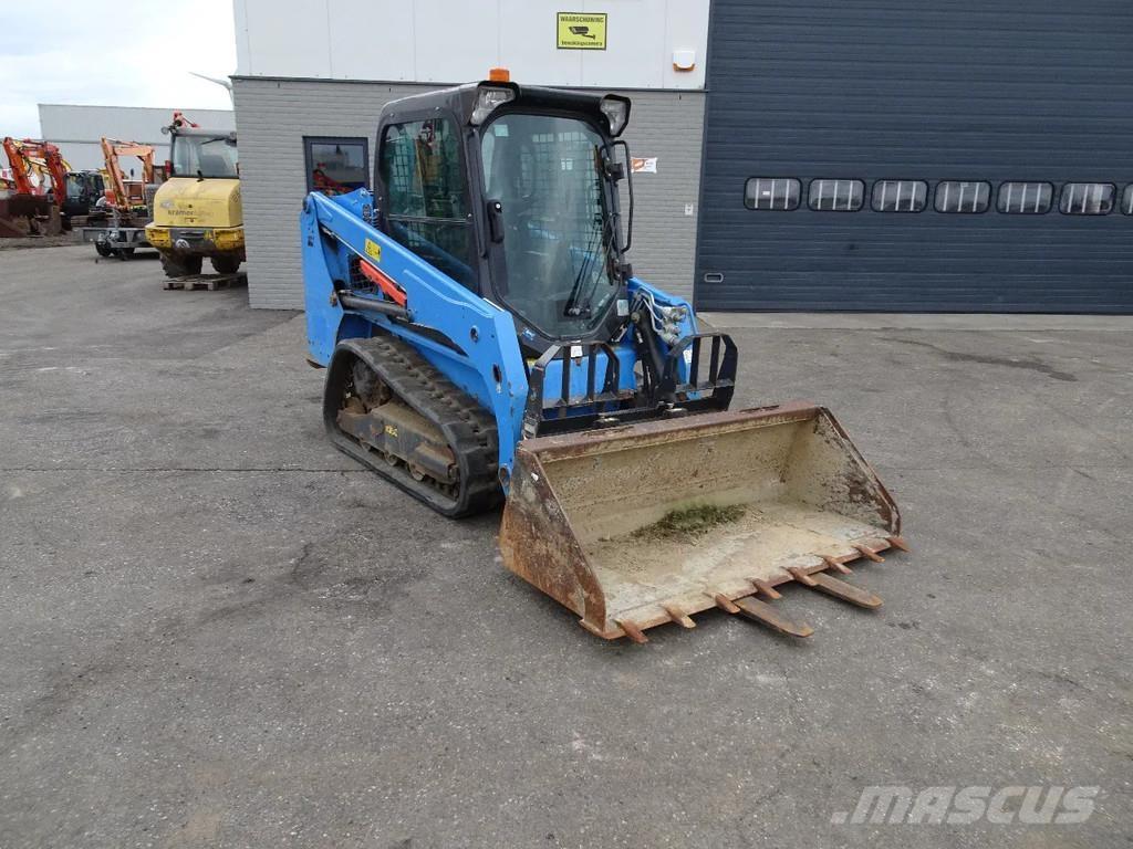 Bobcat T450 Lietoti riteņu kompaktiekrāvēji