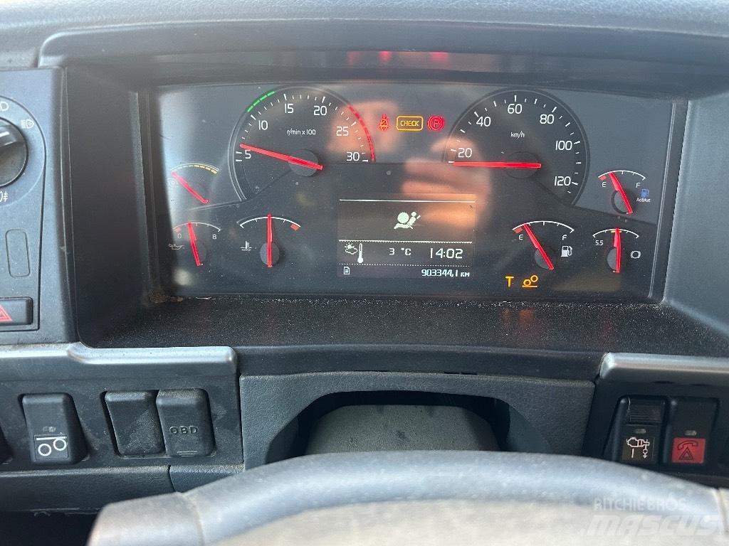 Volvo FM13 500 Treileri ar āķi