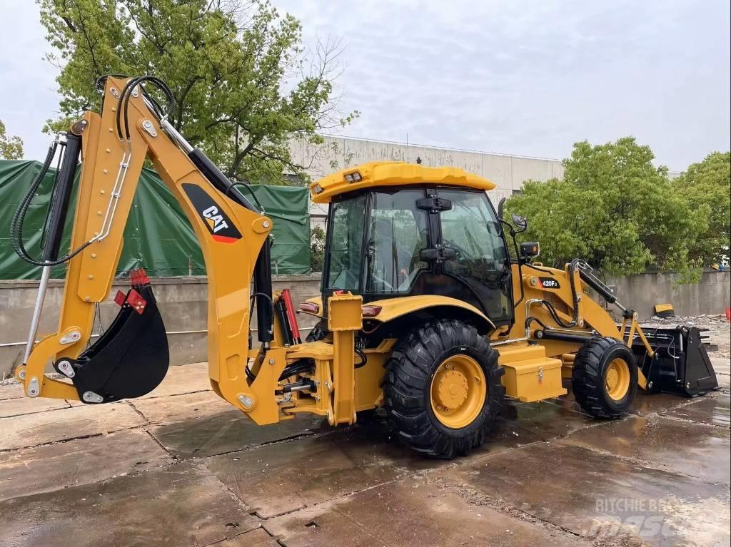 CAT 420 F II Ekskavatori-iekrāvēji