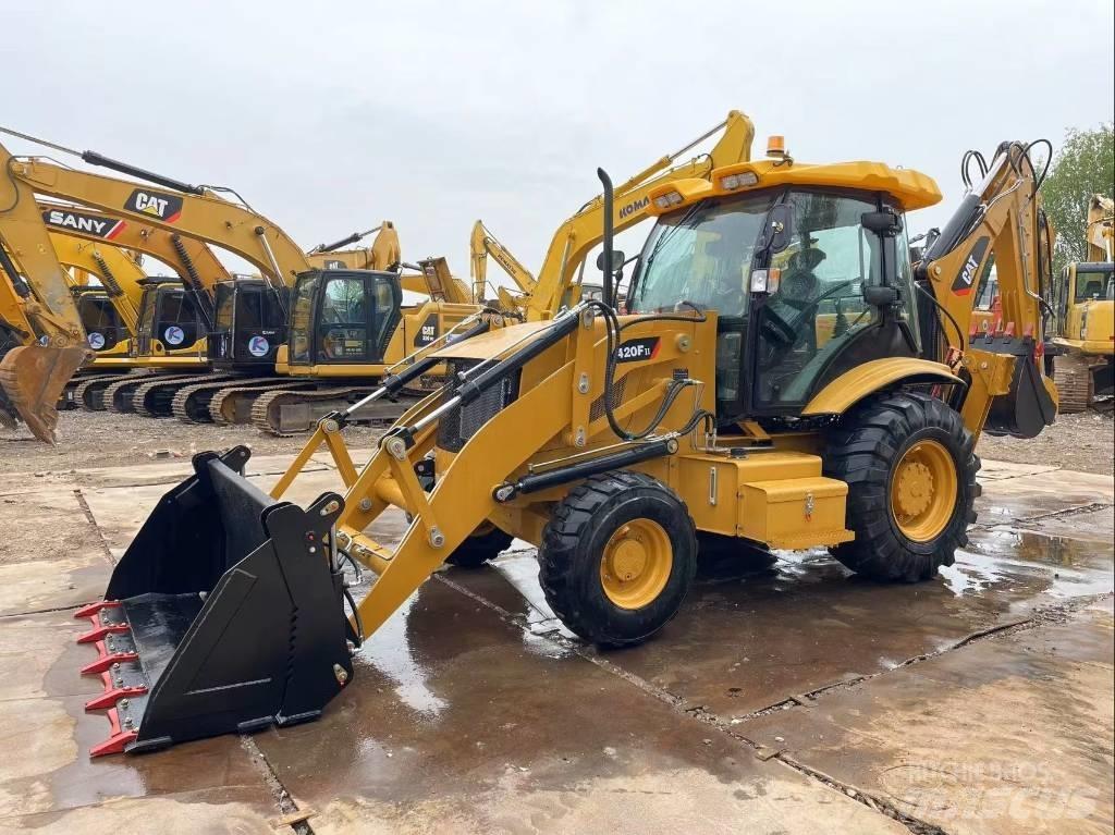 CAT 420 F II Ekskavatori-iekrāvēji