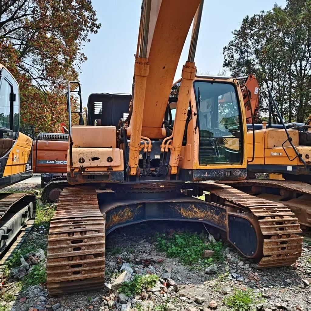 Hyundai Robex 305 LC Kāpurķēžu ekskavatori