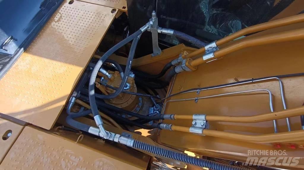 CAT 330 D2 Kāpurķēžu ekskavatori