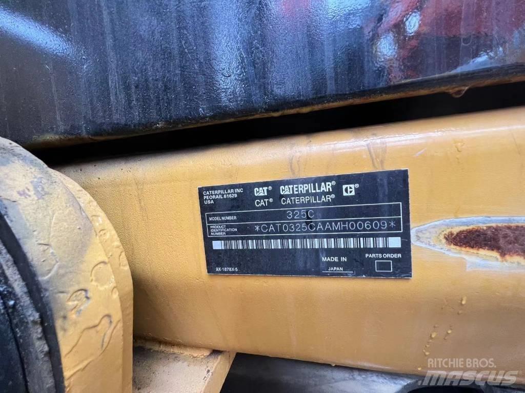 CAT 325 C Kāpurķēžu ekskavatori