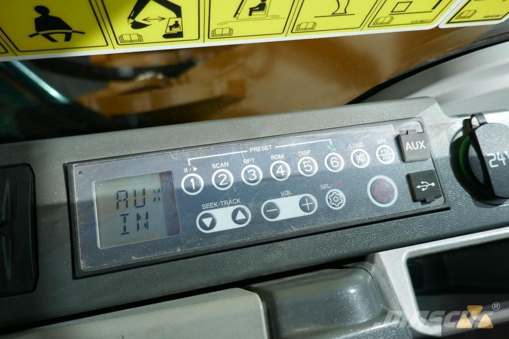 CAT 352 Kāpurķēžu ekskavatori