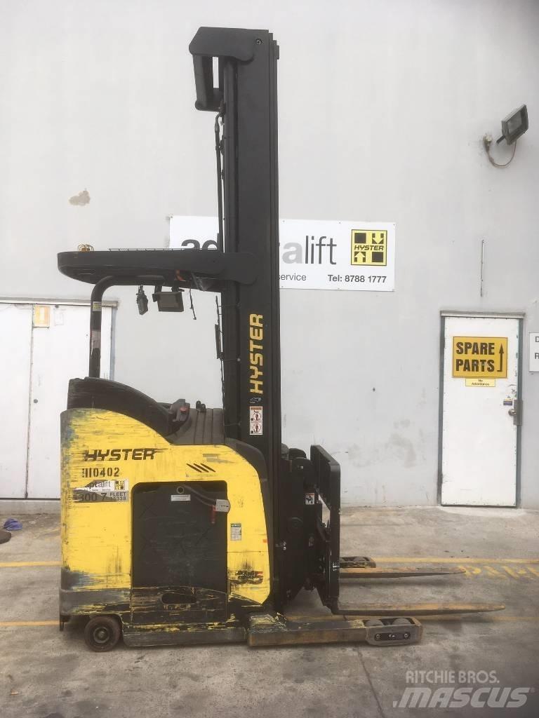 Hyster N35ZDR Lielaugstuma pārvadātājs