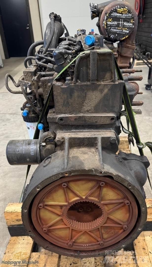 Sisu Valmet 901 Dzinēji