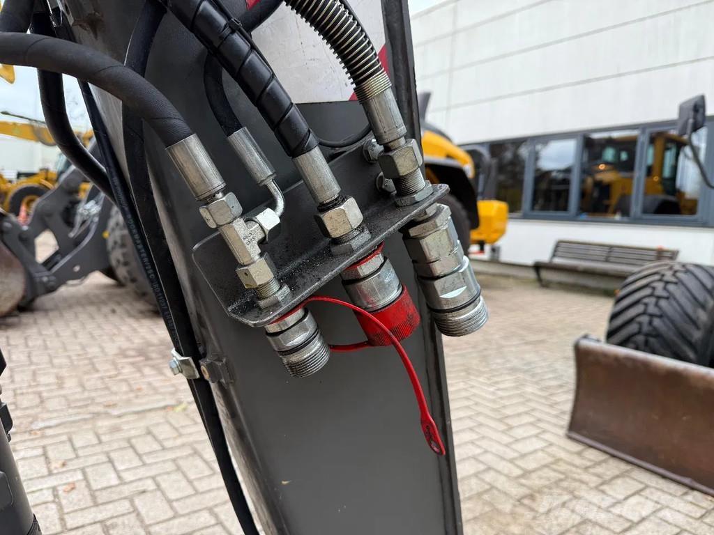 Volvo EW60 Ekskavatori uz riteņiem