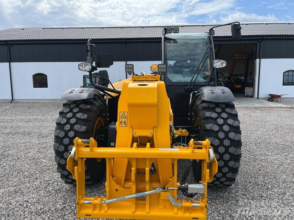 JCB 560-80 Agri Xtra Teleskopiskie manipulatori