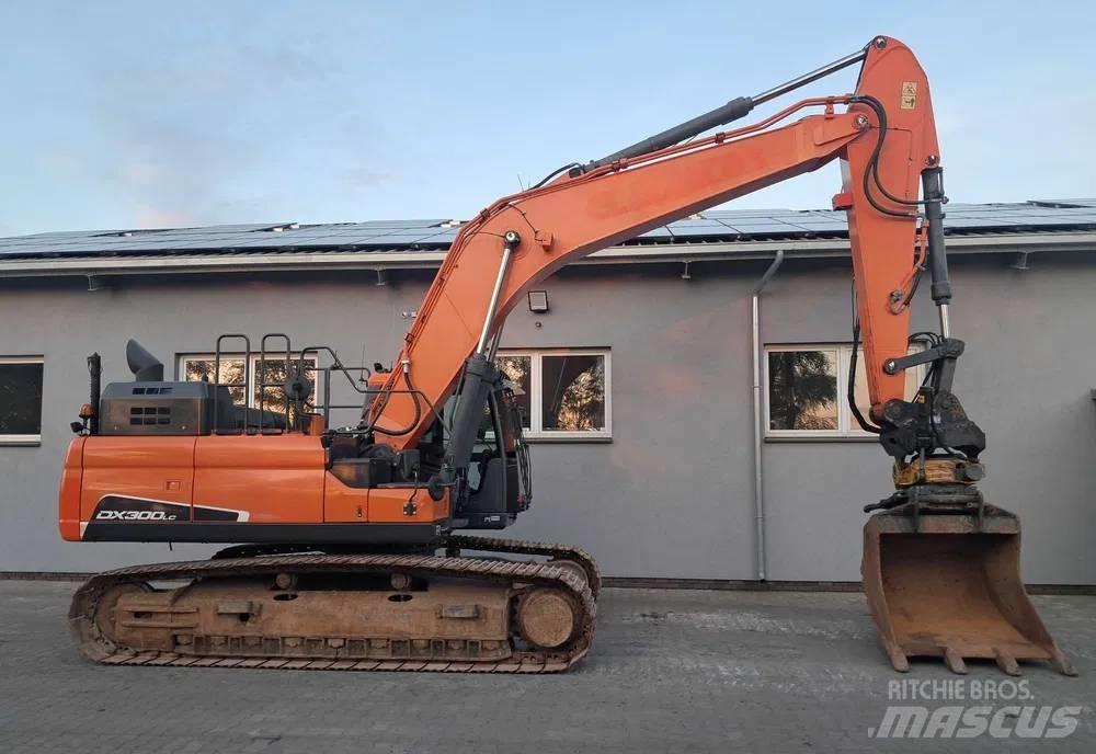 Doosan DX 300 LC-5 Kāpurķēžu ekskavatori