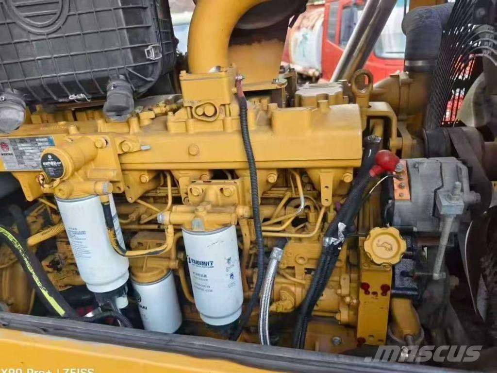 XCMG LW 700 KN Iekrāvēji uz riteņiem