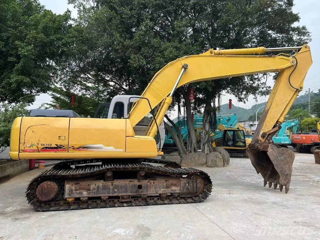 Sumitomo SH200Z3 Kāpurķēžu ekskavatori