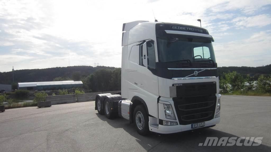 Volvo FH Dragbil. Vilcēji