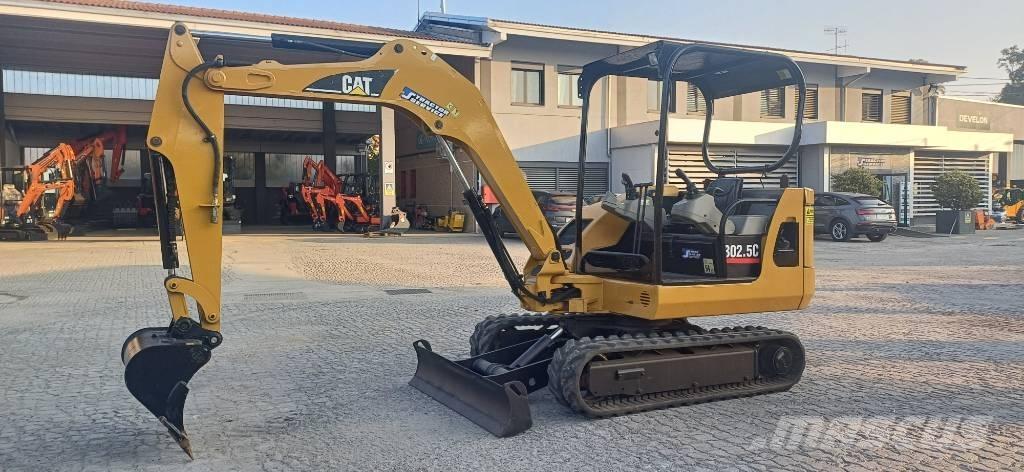 CAT 302.5 Mini ekskavatori < 7 t