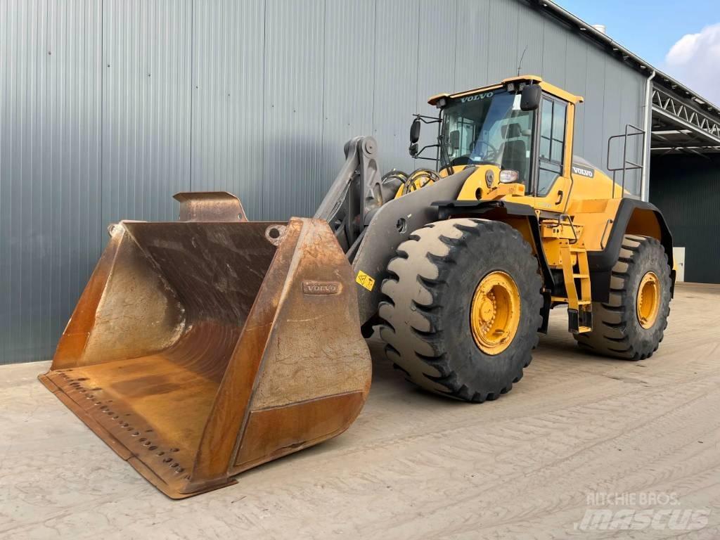 Volvo L220H Iekrāvēji uz riteņiem