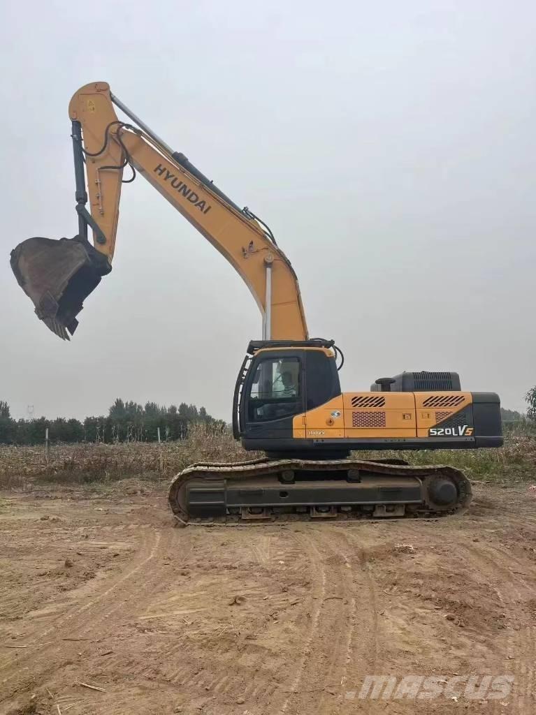 Hyundai Robex 520 VS Kāpurķēžu ekskavatori