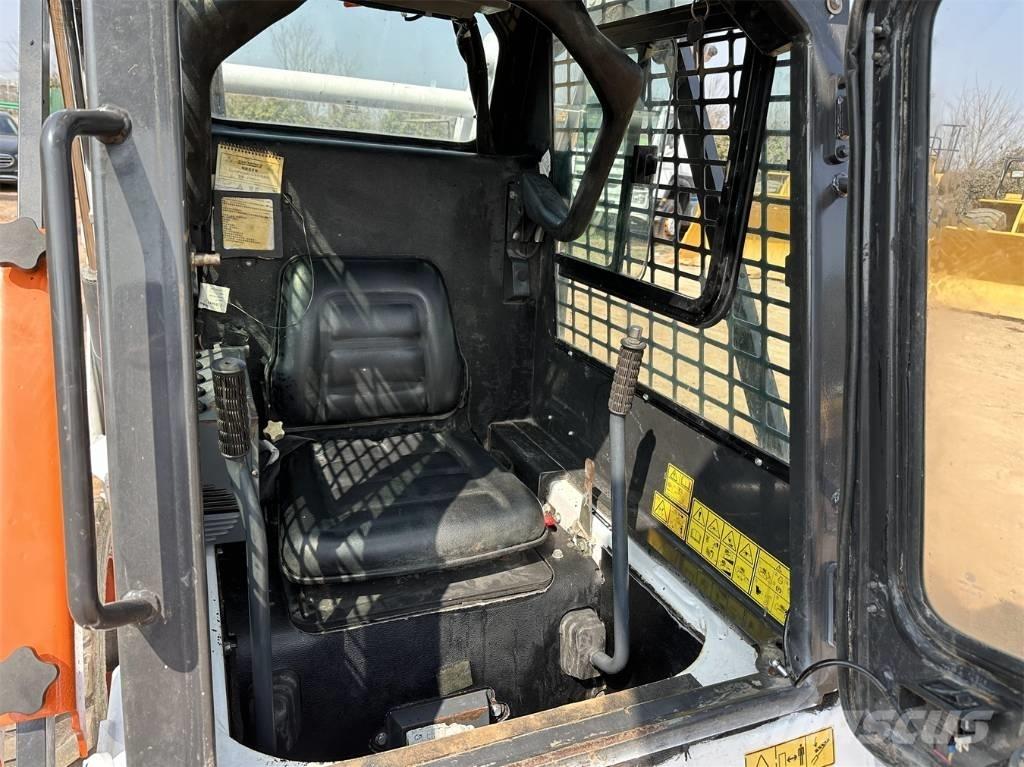 Bobcat S 18 Lietoti riteņu kompaktiekrāvēji