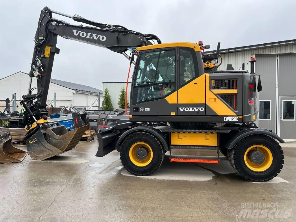 Volvo EWR150E Ekskavatori uz riteņiem