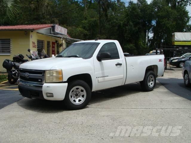 Chevrolet 1500 W/T Platformas/izkraušana no sāniem
