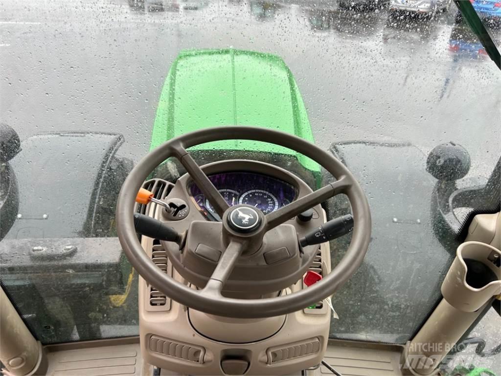 John Deere 6210R Traktori
