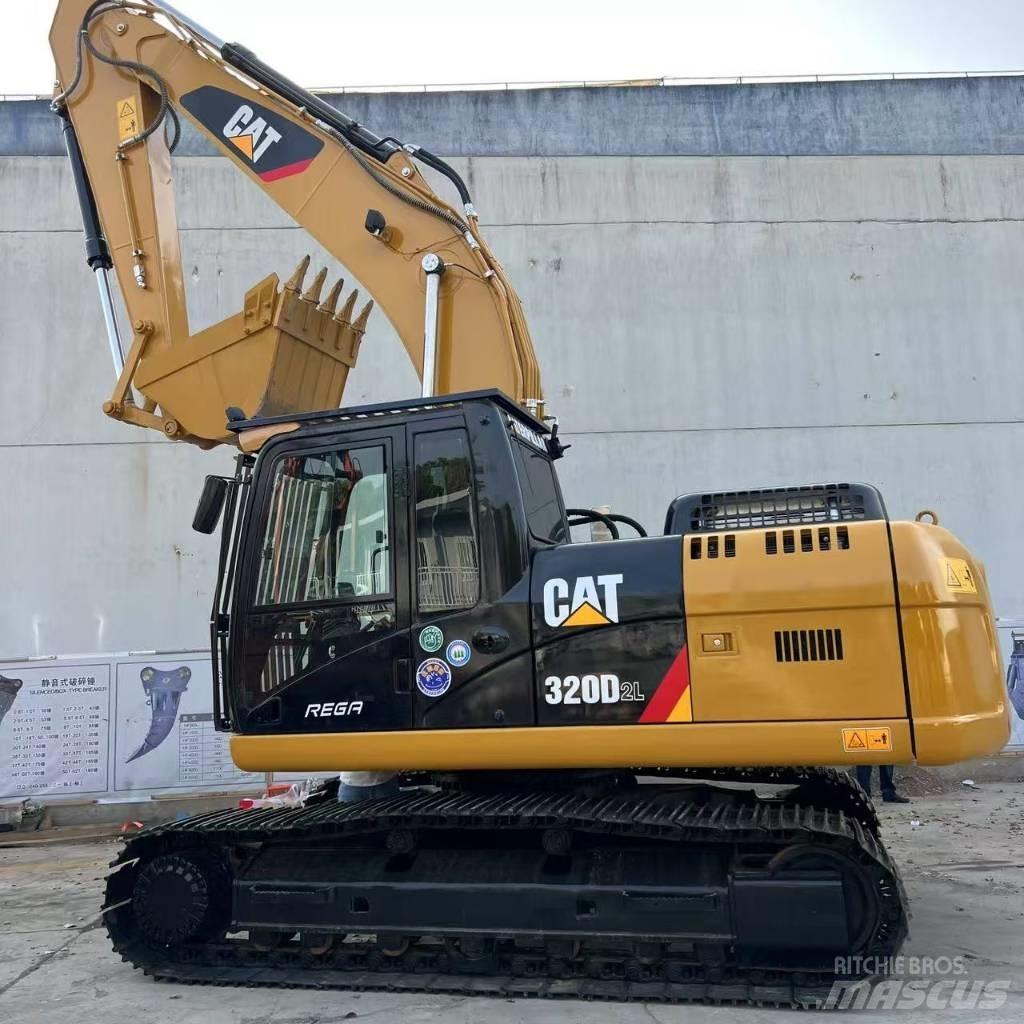 CAT 320 D2 Kāpurķēžu ekskavatori