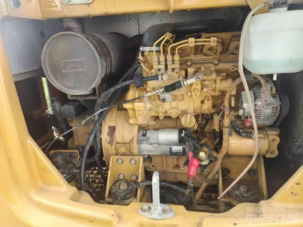 CAT 306 Mini ekskavatori < 7 t