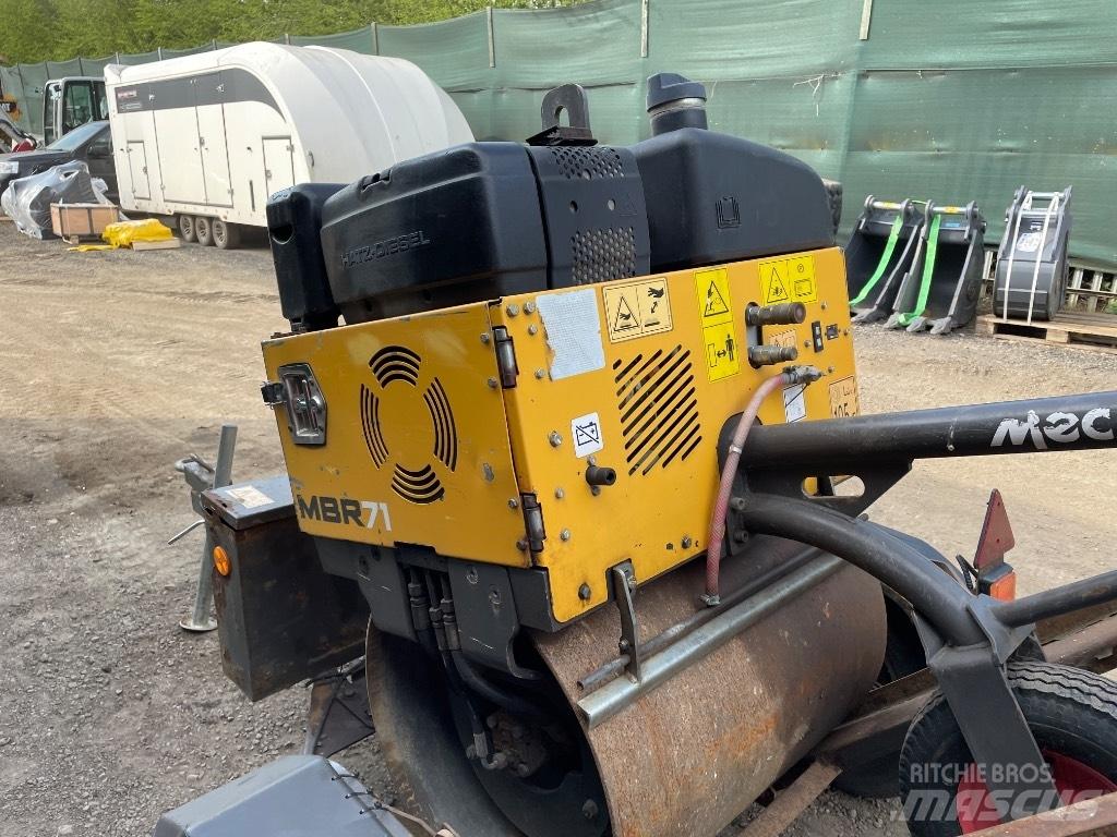 Mecalac MBR 71 Vienvalča grunts veltņi