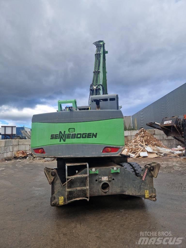Sennebogen 821 E Ekskavatori uz riteņiem
