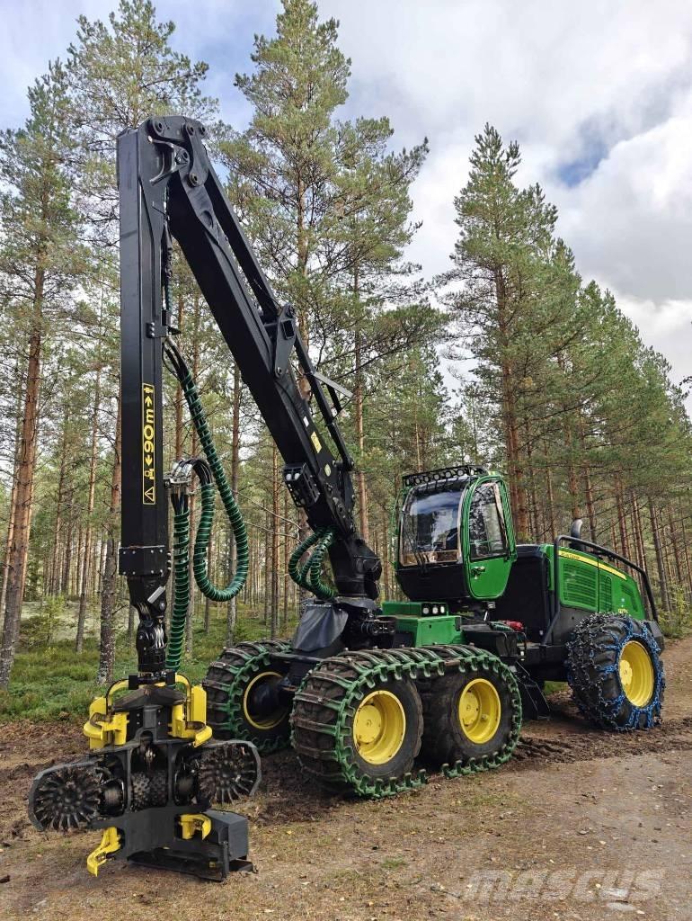 John Deere 1270 G Harvesteri