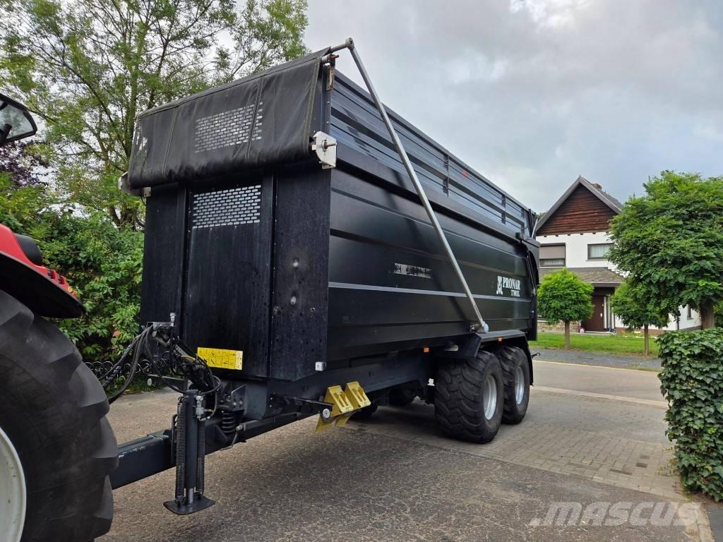 Pronar T 700 XL Treileri-pašizgāzēji