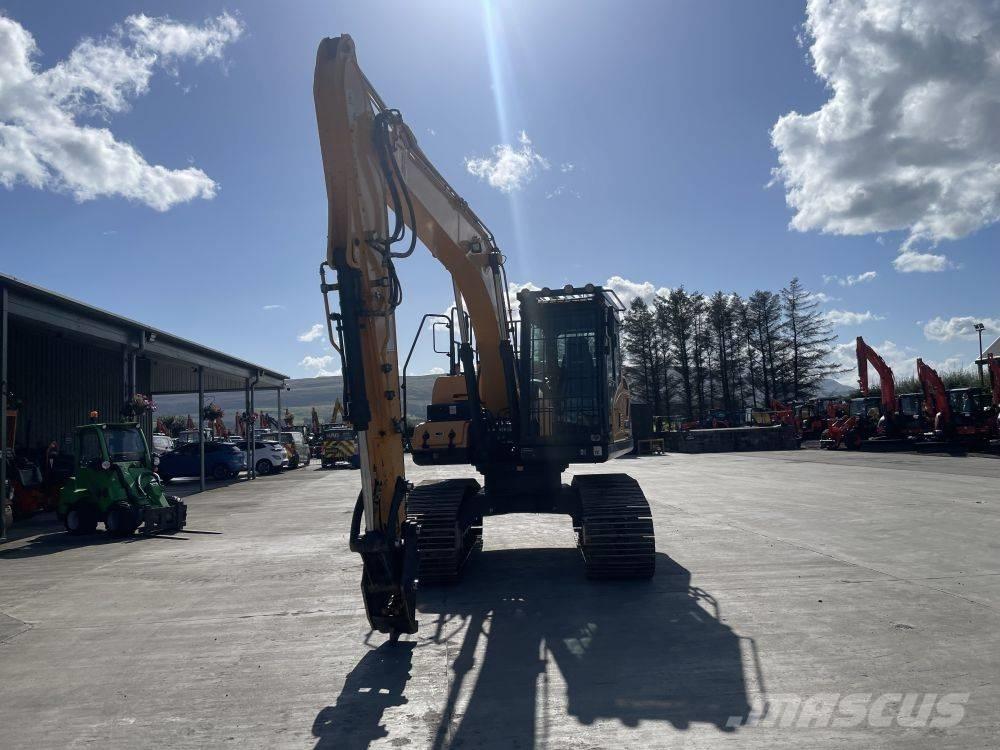 Hyundai HX 140 HW Kāpurķēžu ekskavatori